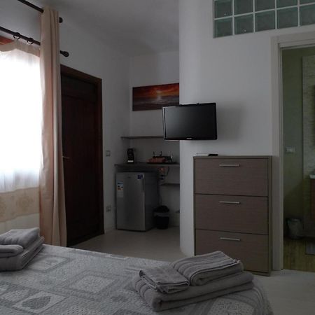 Villaggio Est Affittacamere ซาน เตโอโดโร ห้อง รูปภาพ